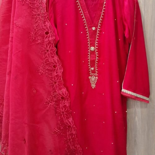 Hand Embroidered 3pc Suit.