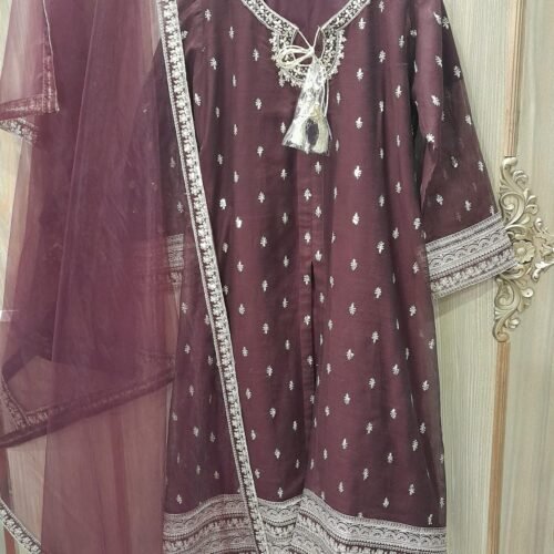 center-cut-frock-dk.plum-3.jpeg Center Cut Frock 3 Pc Set