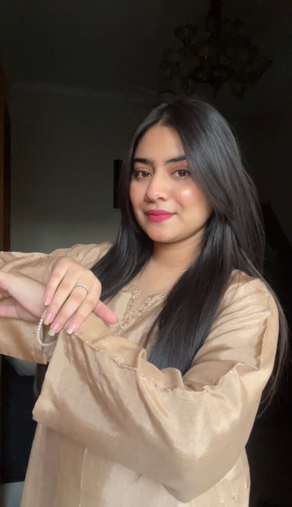 Raw Silk Hand Embroidered Co-Ordinate Set.