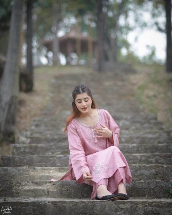 Raw Silk Hand Embroidered Co-Ordinate Set.